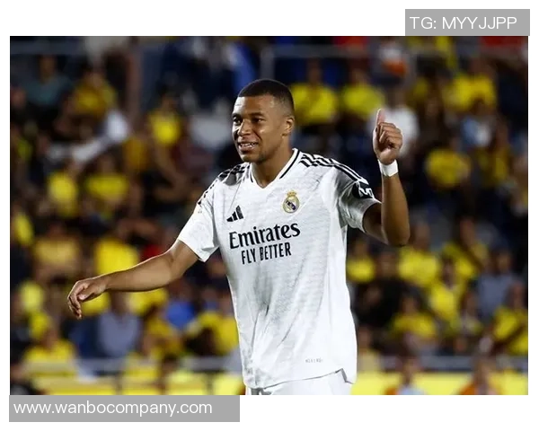 姆巴佩缺席法国训练两天今日将决定是否能参加比赛